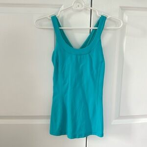 Lululemon Racerback tank size 6 with built in shelf bra